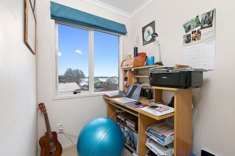 Photo of property in 118a Fourth Avenue, Tauranga, 3110