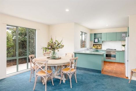 Photo of property in 58 Hewitts Road, Merivale, Christchurch, 8014