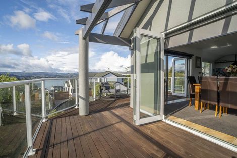 Photo of property in 12 Pendennis Point, Camborne, Porirua, 5026
