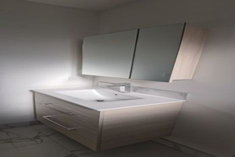 Photo of property in 6/17 Lowtherhurst Road, Massey, Auckland, 0614