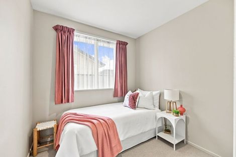 Photo of property in 212a Racecourse Road, Sockburn, Christchurch, 8042