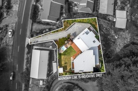 Photo of property in 8 Tiromoana Road, Raumati South, Paraparaumu, 5032