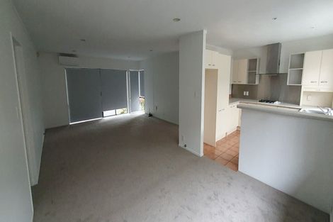 Photo of property in 2/13 Main Highway, Ellerslie, Auckland, 1051