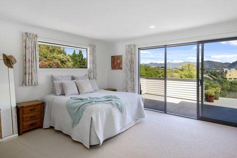 Photo of property in 30 Te Ara Crescent, Diamond Harbour, Lyttelton, 8971