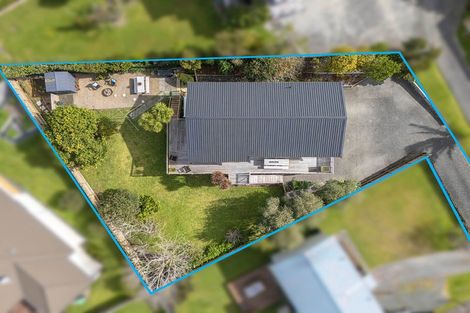 Photo of property in 18 Hinemoa Place, Snells Beach, 0920