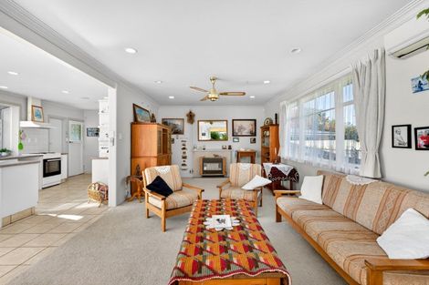 Photo of property in 7 Windsor Terrace, Taradale, Napier, 4112