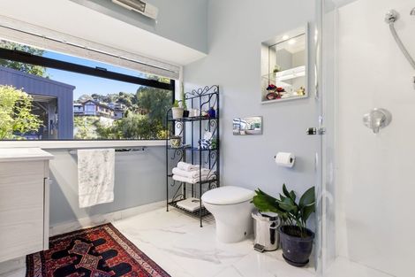 Photo of property in 2 Scenic Heights, Acacia Bay, Taupo, 3330