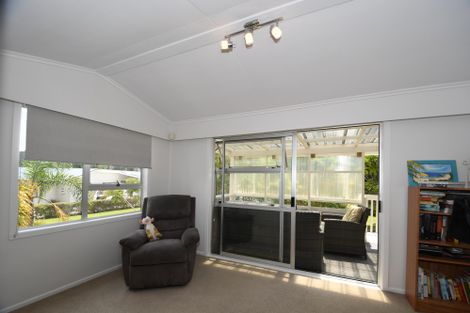 Photo of property in 12 Williams Crescent, Point Wells, Warkworth, 0986