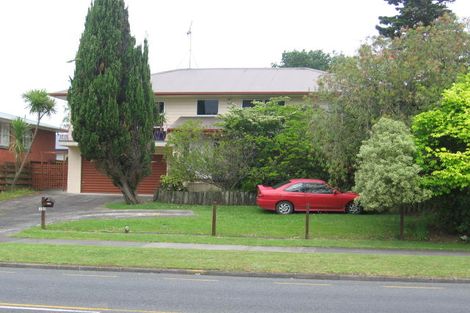 Photo of property in 122 Gossamer Drive, Pakuranga Heights, Auckland, 2010