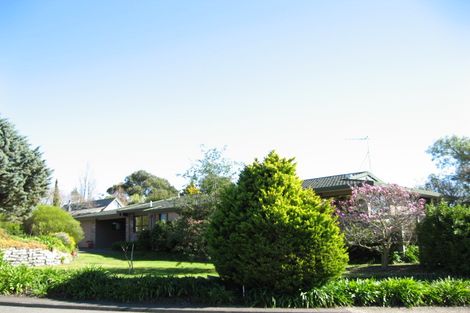 Photo of property in 1 Padfield Place, Havelock North, 4130
