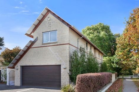 Photo of property in 1 Medbury Terrace, Fendalton, Christchurch, 8041