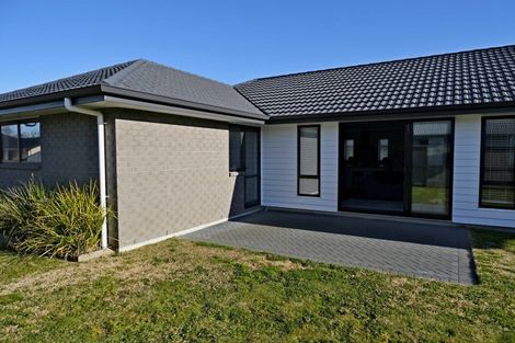 Photo of property in 39 Huka Heights Drive, Rangatira Park, Taupo, 3330
