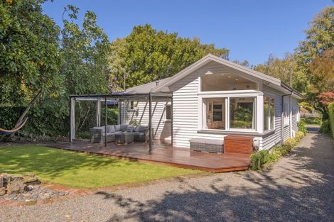 Photo of property in 237 Waimea Terrace, Beckenham, Christchurch, 8023