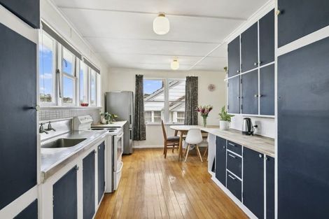 Photo of property in 41 Dimock Street, Titahi Bay, Porirua, 5022