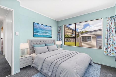 Photo of property in 33 Solway Street, Levin, 5510