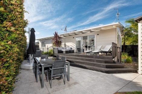 Photo of property in 237 Range Road, Papamoa Beach, Papamoa, 3118