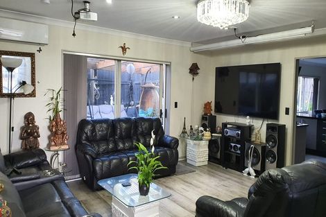 Photo of property in 76b Rathmar Drive, Manurewa, Auckland, 2105