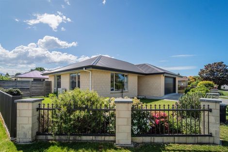 Photo of property in 36 Rhodes Street, Waimate, 7924