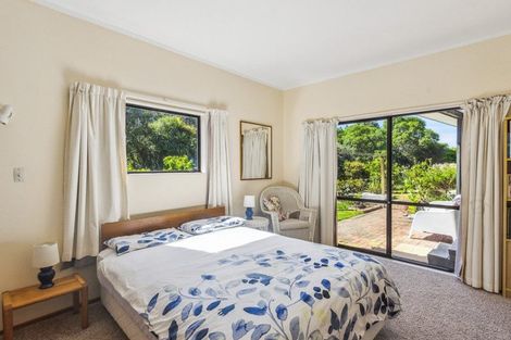 Photo of property in 140 Paetawa Road, Peka Peka, Waikanae, 5391