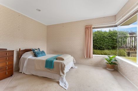 Photo of property in 4 Frank Frethey Place, Highlands Park, New Plymouth, 4312