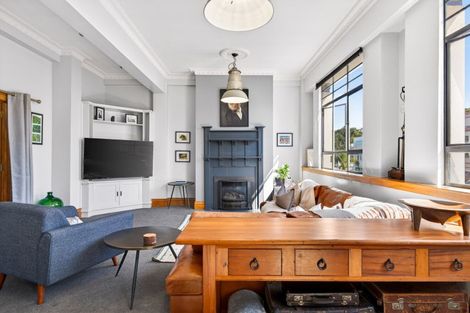 Photo of property in 153 Emerson Street, Napier South, Napier, 4110