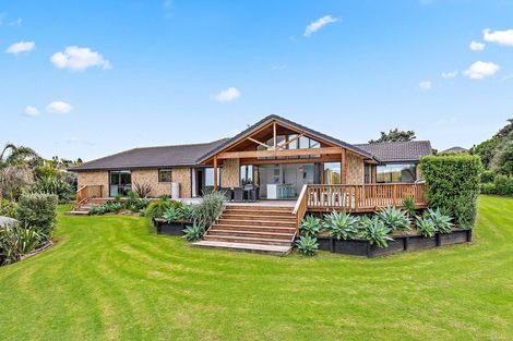 Photo of property in 68 Omana Avenue, Shelly Beach, Helensville, 0874