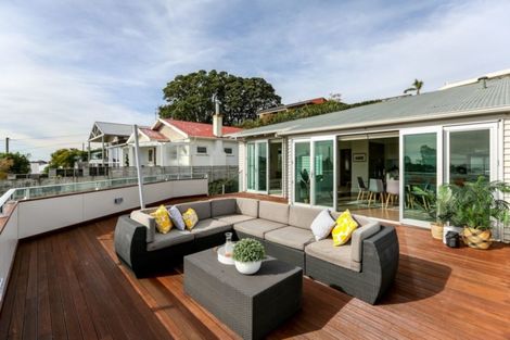 Photo of property in 13a Burns Street, Westown, New Plymouth, 4310