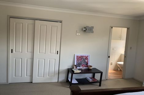 Photo of property in 17 Tide Close, Mount Wellington, Auckland, 1060
