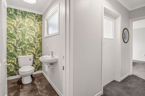 Photo of property in 30 Signal Street, Marton, 4710