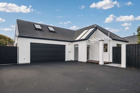 Photo of property in 3 Fieldmoor Place, Parklands, Christchurch, 8083