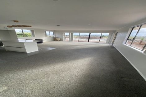 Photo of property in 30 Lewisham Street, Highland Park, Auckland, 2010