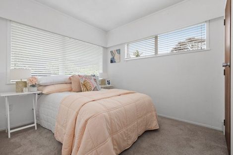 Photo of property in 26 Beechdale Crescent, Pakuranga Heights, Auckland, 2010