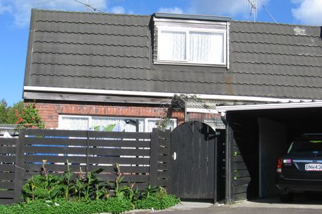 Photo of property in 79 Churton Drive, Churton Park, Wellington, 6037