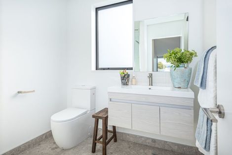 Photo of property in 2/211 Springfield Road, St Albans, Christchurch, 8014