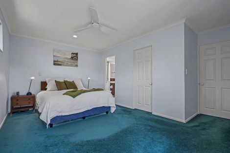 Photo of property in 41 Chadlington Avenue, Henderson, Auckland, 0612