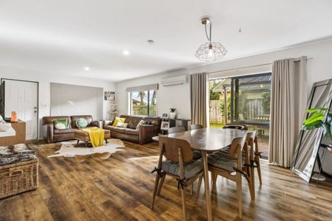 Photo of property in 39 Rebecca Rise, Weymouth, Auckland, 2103