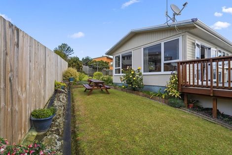 Photo of property in 31 Yorke Road, Haruru, 0204