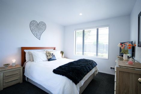 Photo of property in 26a Crofton Road, Harewood, Christchurch, 8051