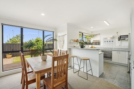 Photo of property in 41 Francevic Avenue, Mount Maunganui, 3116