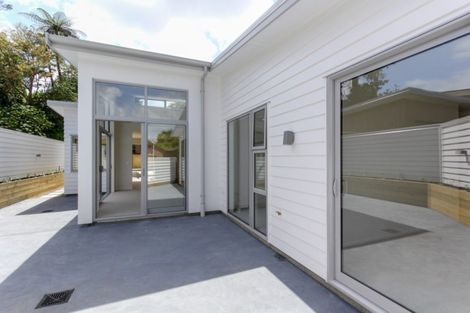 Photo of property in 4 Mackillop Way, Brooklands, New Plymouth, 4310