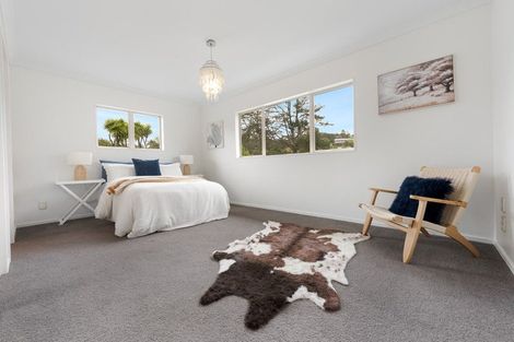 Photo of property in 42 Shelter Drive, Greenhithe, Auckland, 0632