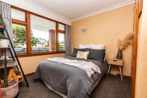 Photo of property in 9 Grange Street, Winton, 9720