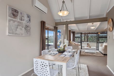 Photo of property in 29 Glencoe Road, Browns Bay, Auckland, 0630