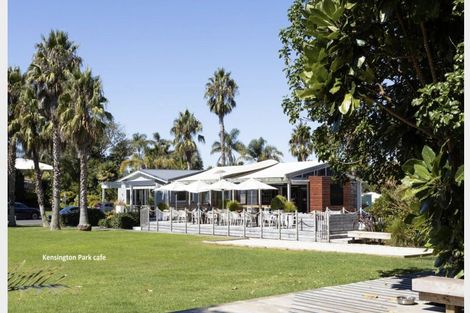 Photo of property in 88 Rewa Rewa Lane, Orewa, 0931