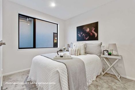 Photo of property in 26a Holland Avenue, Point England, Auckland, 1072