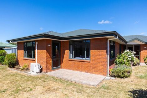 Photo of property in 26 Magnolia Drive, Springlands, Blenheim, 7201