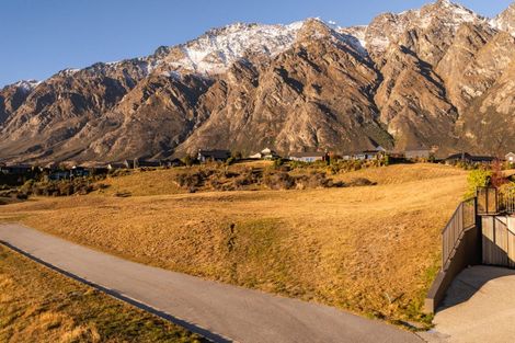 Photo of property in 14b Kinross Lane, Jacks Point, Queenstown, 9371