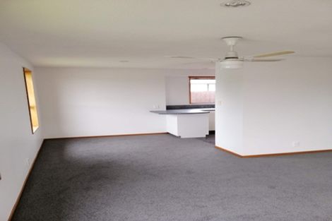 Photo of property in 1/46 Shannon Place, Belfast, Christchurch, 8051