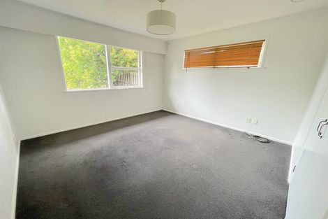 Photo of property in 10 Aplin Place, Birkdale, Auckland, 0626