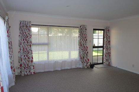 Photo of property in 409b Harewood Road, Harewood, Christchurch, 8051